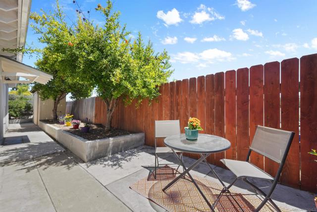 9155 57 Gold Coast Dr, San Diego CA: https://media.crmls.org/mediaz/9a94ba70-c435-4a12-8c9c-f21d7de2c405.jpg