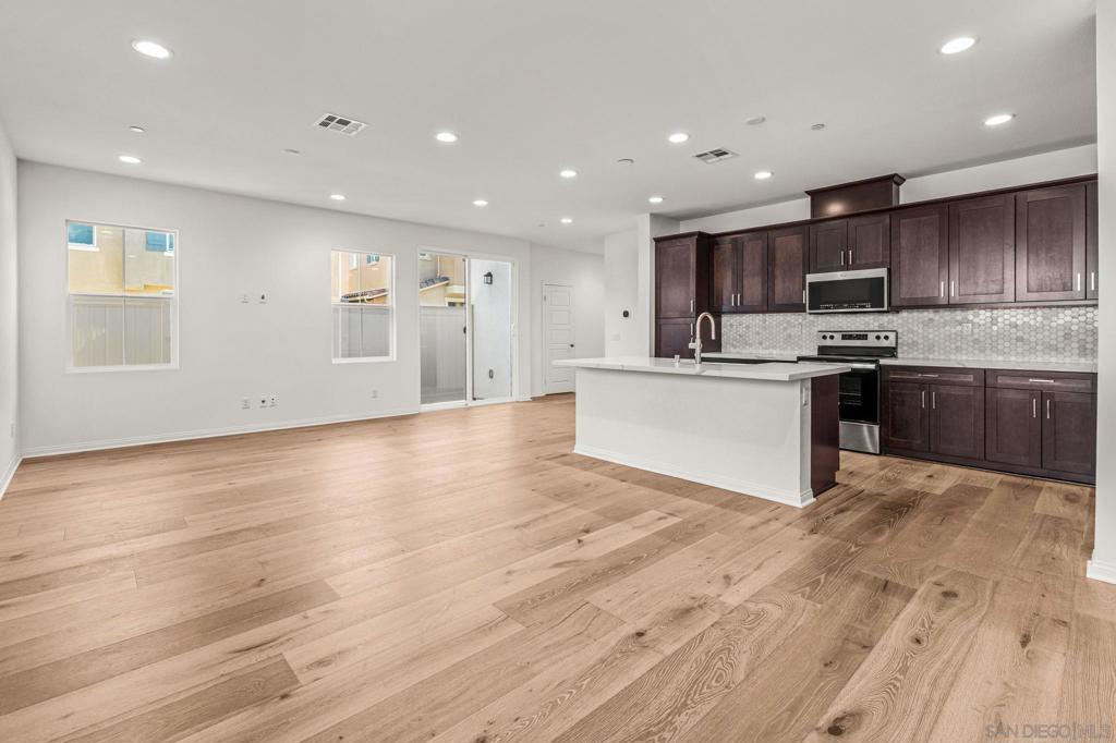 505 Pinedale - photo 3