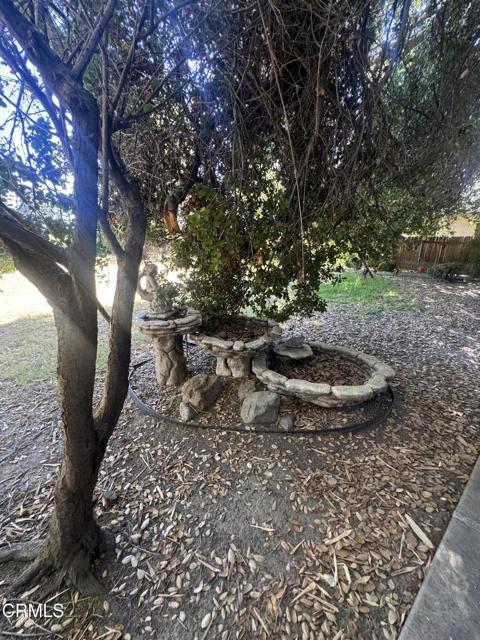 238 W Le Roy Avenue, Arcadia CA: https://media.crmls.org/mediaz/9a96ff28-5265-49a5-9825-de701b5a2ec3.jpg