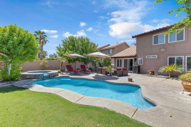 44310 Villeta Drive, La Quinta CA: https://media.crmls.org/mediaz/9a9718f5-d49b-401e-8dc5-e3e811093946.jpg