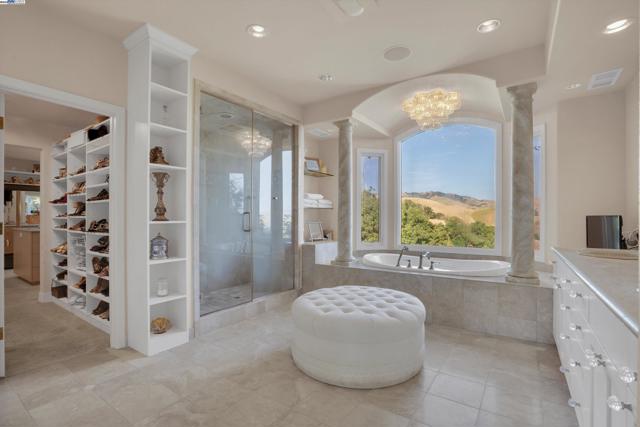 4478 Deer Ridge Road, Danville CA: https://media.crmls.org/mediaz/9a9733be-3042-40be-8ab5-5d3e2e52a399.jpg