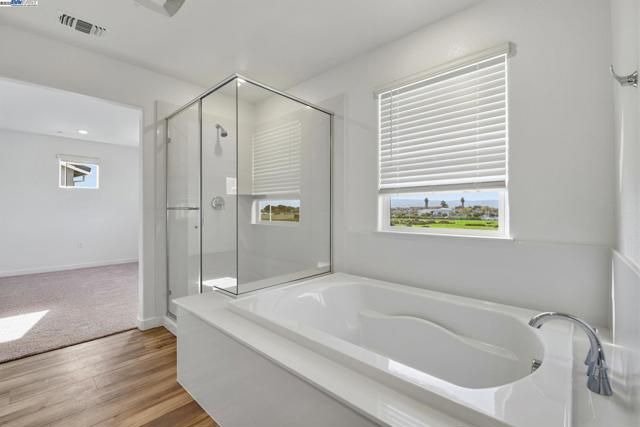 1008 Bluebell Circle, Discovery Bay CA: https://media.crmls.org/mediaz/9a98048e-e60a-45e4-ad71-eea9fd6c53ea.jpg