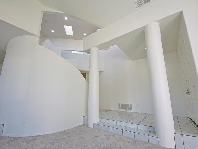 Detail Gallery Image 23 of 30 For 4918 Amador Dr, Oceanside,  CA 92056 - 5 Beds | 3/1 Baths