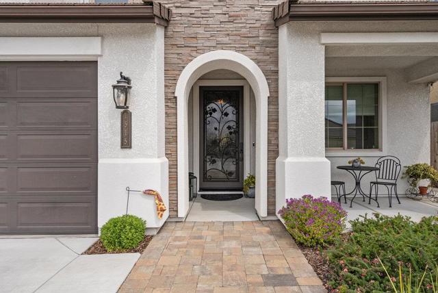 1515 Sunflower Drive, Hollister CA: https://media.crmls.org/mediaz/9a991ef6-cd7a-43fc-9ef8-5094e34b5084.jpg