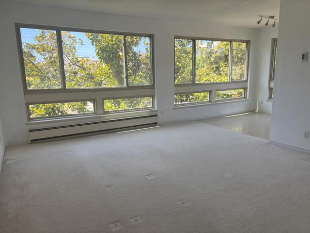 80 El Camino Real, Burlingame CA: https://media.crmls.org/mediaz/9a996a5e-3e33-429b-a861-e397ea36ca4b.jpg