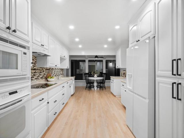 209 Calcita Drive, Santa Cruz CA: https://media.crmls.org/mediaz/9a99eb1c-9bbe-426f-b887-458b5cdd90ee.jpg