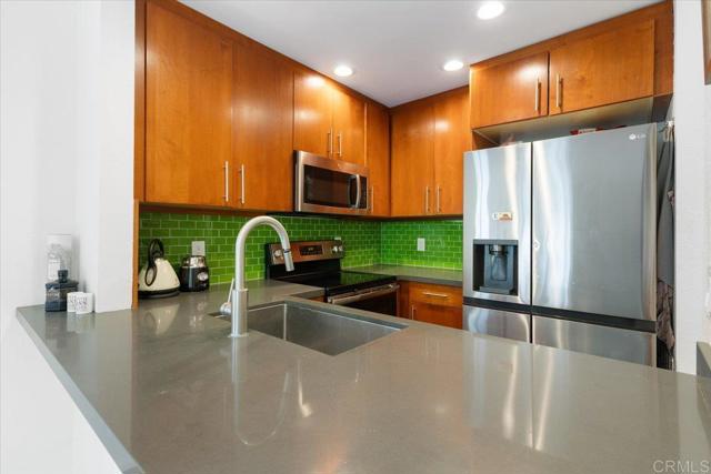 Detail Gallery Image 11 of 38 For 2224 River Run Dr #154,  San Diego,  CA 92108 - 2 Beds | 2 Baths
