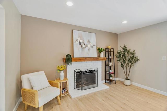 2050 Coolidge Drive, Santa Clara CA: https://media.crmls.org/mediaz/9a9c1a3e-028d-42a0-902c-7e3440584b2b.jpg
