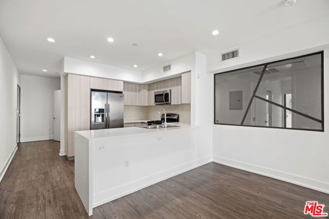 409 Hayworth #308, Los Angeles, CA 90048