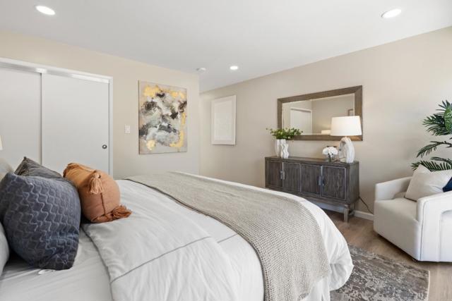 8 Claremont Court, Millbrae CA: https://media.crmls.org/mediaz/9a9c734b-e0b5-4818-958b-a772f567294f.jpg