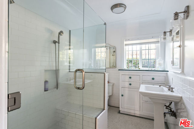 8023 Clinton Street, Los Angeles CA: https://media.crmls.org/mediaz/9a9cfdfa-bd47-4e43-a81a-0d1d2aad2ff2.jpg