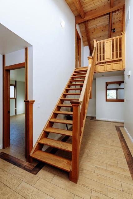 120 Alamo Avenue, Santa Cruz CA: https://media.crmls.org/mediaz/9a9dd379-92e8-4264-8eec-e3255049359c.jpg