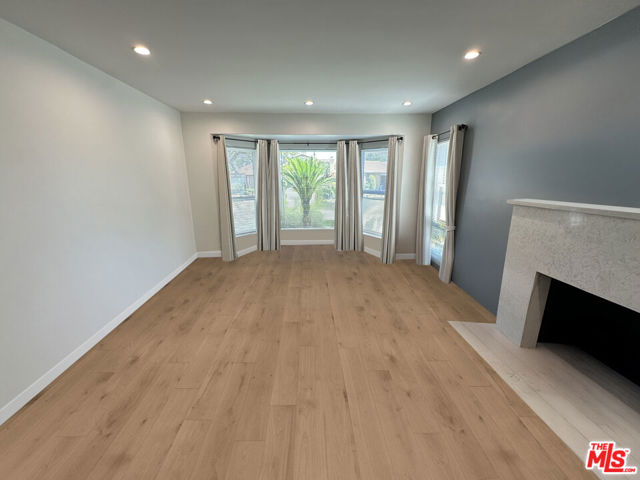 1901 S Point View Street, Los Angeles CA: https://media.crmls.org/mediaz/9a9e0cd9-fd06-4f93-a339-89e4e7642aed.jpg