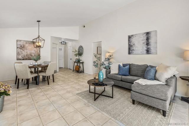 5341 Gooseberry Way, Oceanside CA: https://media.crmls.org/mediaz/9a9e7bbc-00ea-4a3c-9a7e-40c1c3f6756f.jpg