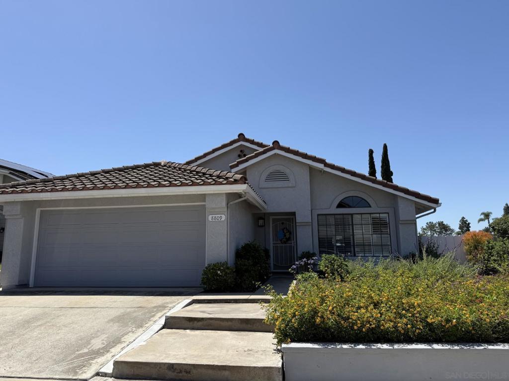 8809 Calle Perico St