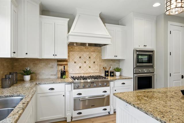 270 Oakview Drive, San Carlos CA: https://media.crmls.org/mediaz/9a9ea877-c8d4-41ed-8b69-70eddea9334e.jpg