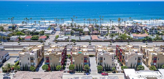 465 S Cleveland St, Oceanside CA: https://media.crmls.org/mediaz/9a9eb2d0-38e2-42c9-95d8-655dc27904ca.jpg