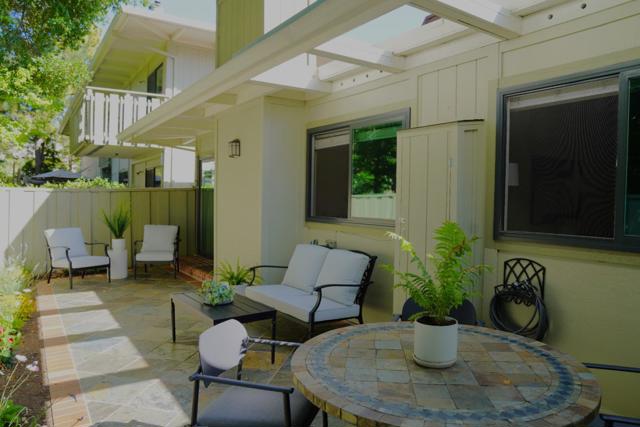 1070 Mercedes Avenue, Los Altos CA: https://media.crmls.org/mediaz/9a9f548c-f420-417d-9ace-e033b13e2b28.jpg