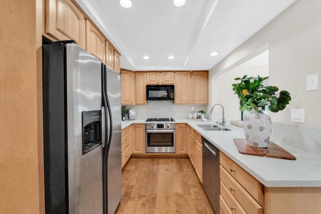 419 Clearview Drive, Los Gatos CA: https://media.crmls.org/mediaz/9a9f5f05-1655-473d-b900-007e3dbf978c.jpg