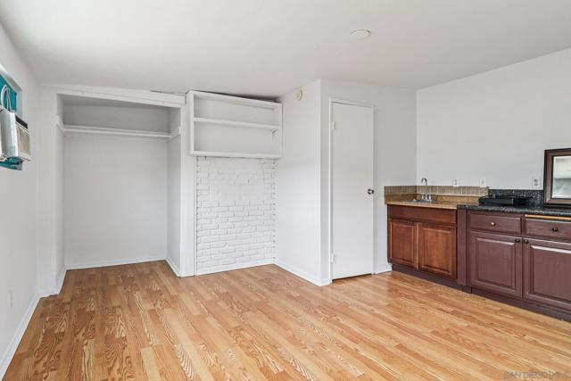 1097 Wayside Ave, El Cajon CA: https://media.crmls.org/mediaz/9aa0dd59-6a13-44f4-b9ef-b198f1d07113.jpg