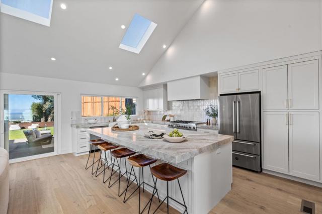 190 Loma Road, San Carlos CA: https://media.crmls.org/mediaz/9aa3741a-e1e7-44a8-ad6b-2afea1ae1615.jpg