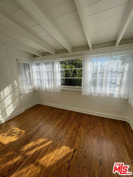 3116 Lake Hollywood Drive, Los Angeles CA: https://media.crmls.org/mediaz/9aa4ca2e-1eb9-4581-8f5a-5dd80854d819.jpg