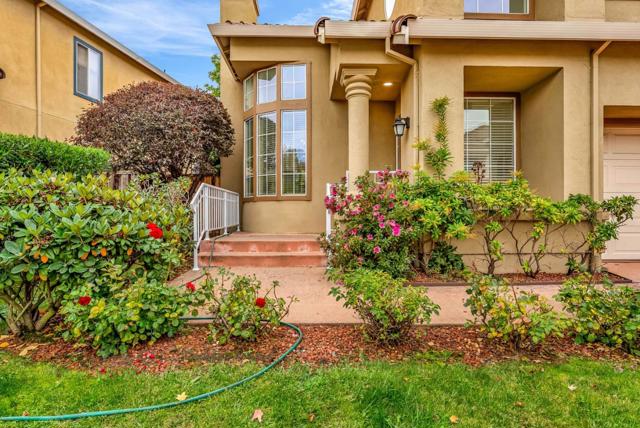 221 Victory Circle, San Ramon CA: https://media.crmls.org/mediaz/9aa5c00d-487d-4827-8989-8ba2319d2c9e.jpg