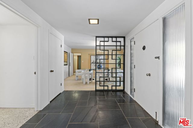 515 Warner Avenue, Los Angeles CA: https://media.crmls.org/mediaz/9aa6780d-e9cf-43c9-bd79-dd754457280d.jpg