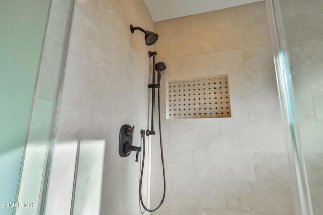 2328 Otono Circle, Thousand Oaks CA: https://media.crmls.org/mediaz/9aa74684-a1c0-4c4d-aefb-0820f11b4065.jpg