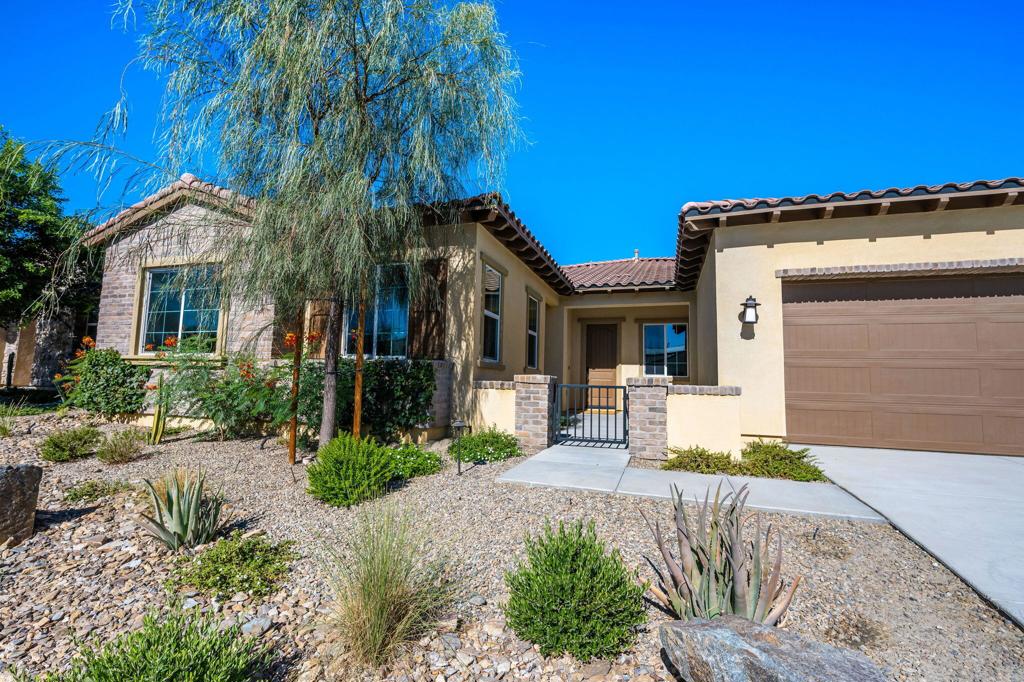 MLS #219149584DA image #2