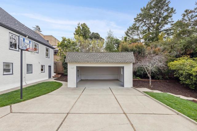 Image 93 of 101 For 2900 Hillside Drive