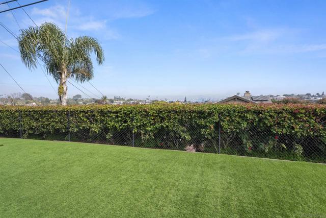 1151 Catalina Boulevard, San Diego CA: https://media.crmls.org/mediaz/9aa8dd0a-271a-4f02-ac58-a0ad80d658ee.jpg