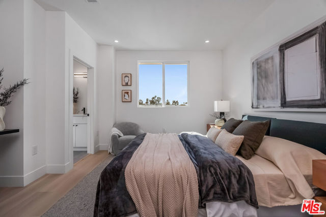 5832 David Avenue, Culver City CA: https://media.crmls.org/mediaz/9aa983d3-f31b-4b6d-9864-d991870fd5a2.jpg