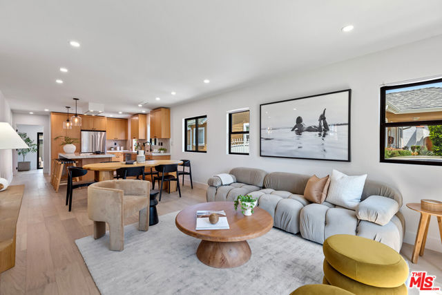 2235 S Mansfield Avenue, Los Angeles CA: https://media.crmls.org/mediaz/9aaa0ff9-1b90-4748-9c7f-90b70cd6dbf1.jpg