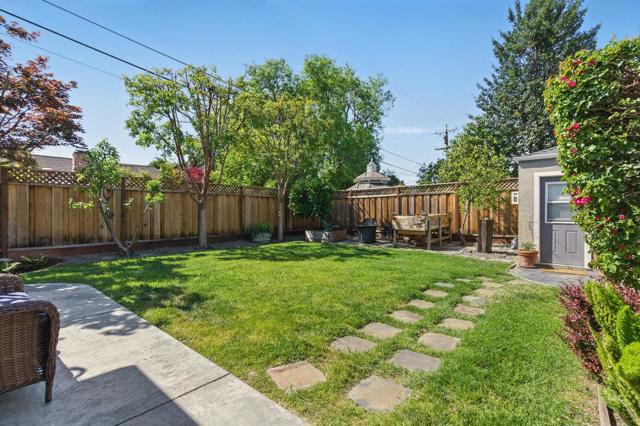 843 S Genevieve Lane, San Jose CA: https://media.crmls.org/mediaz/9aac6614-e82e-46b1-b270-1db28b5032fb.jpg