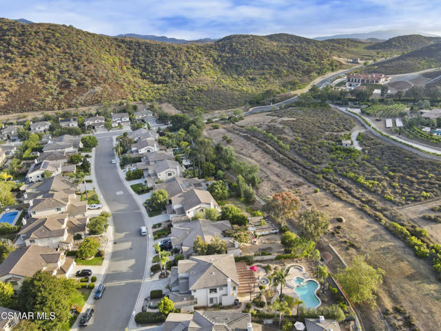 657 Via Vista Vista, Newbury Park CA: https://media.crmls.org/mediaz/9aacb41b-3c70-4c88-9c0f-1e870d3a0a52.jpg