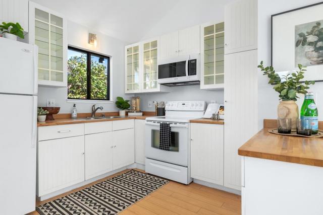 3346 Mission Drive, Santa Cruz CA: https://media.crmls.org/mediaz/9aacd064-3f0d-49e8-b3ea-b2173219d0b3.jpg