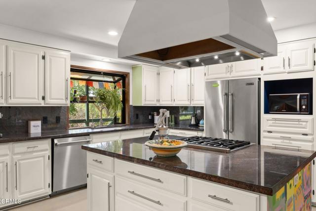 Detail Gallery Image 14 of 48 For 1350 Cuyama Rd, Ojai,  CA 93023 - 3 Beds | 3 Baths