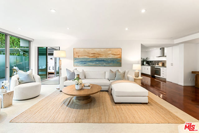 535 OCEAN Avenue, 1C