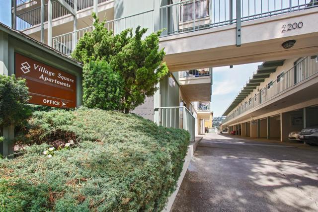 2200 Village Court, Belmont CA: https://media.crmls.org/mediaz/9aaddd4b-cc5e-47b4-a1f5-8c8decfe805c.jpg
