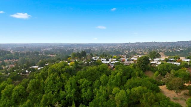 5603 Crow Canyon Road, Castro Valley CA: https://media.crmls.org/mediaz/9aae805c-87d4-490d-8f3e-bf9a6d295740.jpg