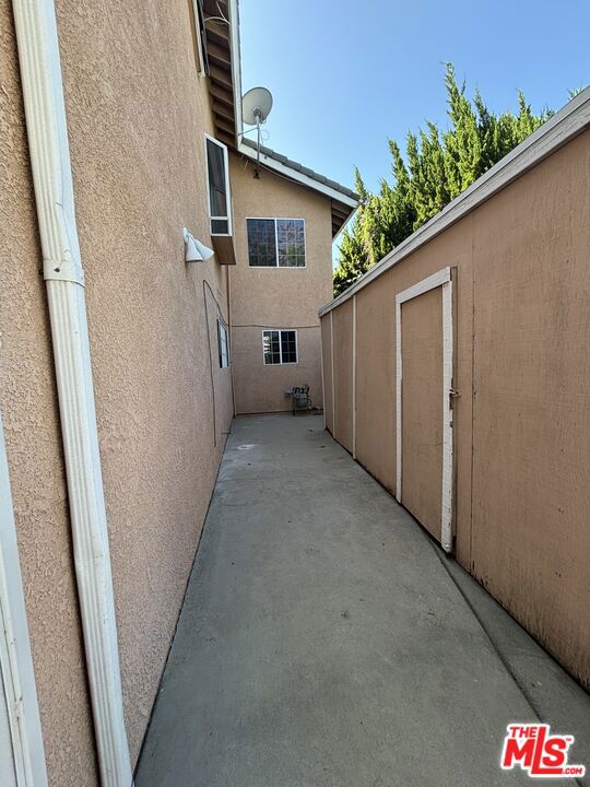 19021 Kilfinan Street, Porter Ranch CA: https://media.crmls.org/mediaz/9aaf5b2c-7676-4a51-ab59-2e849a276493.jpg