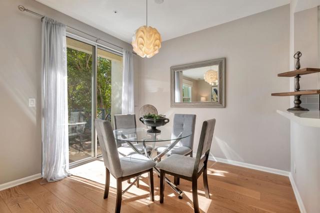 701 Baltic Circle, Redwood City CA: https://media.crmls.org/mediaz/9ab01632-7297-4a06-8f64-c6b9161e26bc.jpg