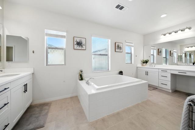 232 Reserve Court, San Marcos CA: https://media.crmls.org/mediaz/9ab042a3-bd80-4030-8c7f-80b59a6c04ca.jpg