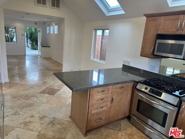 2454 Penmar, Venice CA: https://media.crmls.org/mediaz/9ab1414a-489c-422c-bc61-78b3c35fad5a.jpg