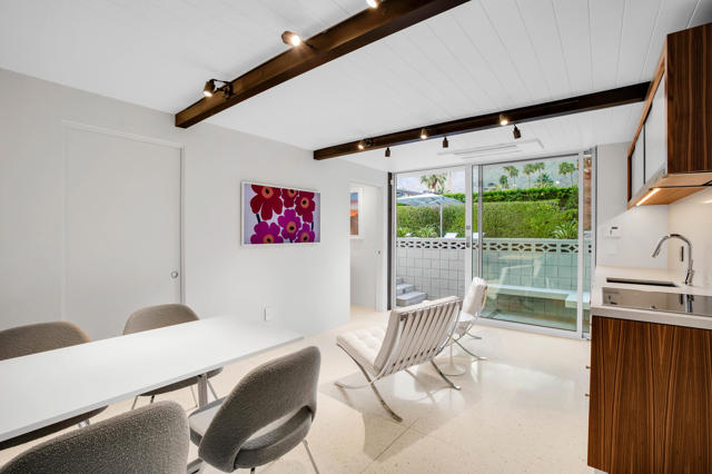 Image 40 of 83 For 992 La Jolla Road