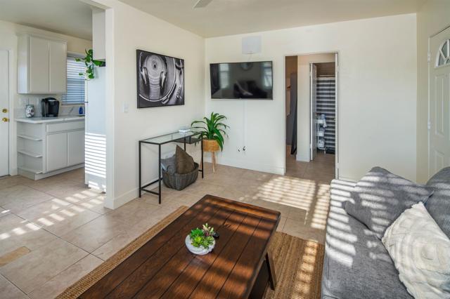 2604 06 Juan Street, San Diego CA: https://media.crmls.org/mediaz/9ab20ee0-f814-4f04-a323-a870eb443f63.jpg