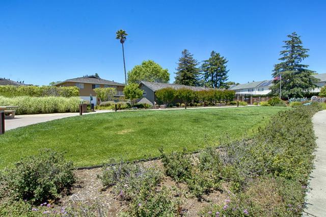 4380 Diamond Street, Capitola CA: https://media.crmls.org/mediaz/9ab22d99-7759-4e65-b50f-b517141794ca.jpg