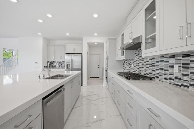 Detail Gallery Image 6 of 51 For 911 Lindbergh, San Marcos,  CA 92069 - 4 Beds | 4/1 Baths