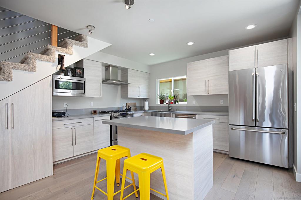 3047 Keats - photo 6